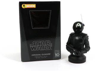 Lot 260 - GENTLE GIANT (CHINE) (1)