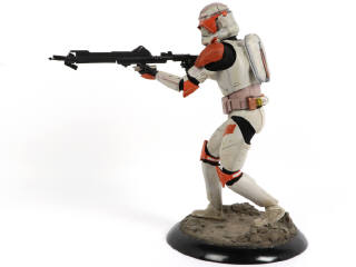 Lot 214 - SIDESHOW COLLECTIBLES (USA) (1)