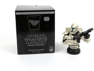 Lot 265 - GENTLE GIANT (CHINE) (1)