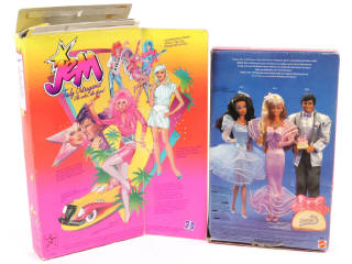 Lot 275 - DIVERS (3)