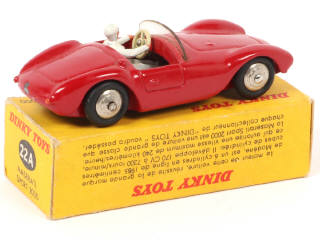 Lot 287 - DINKY TOYS (FRANCE) (1)
