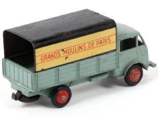 Lot 313 - DINKY TOYS (FRANCE) (1)
