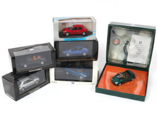 Lot 85 - DIVERS (6)