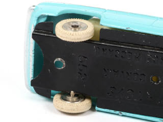 Lot 313 - DINKY TOYS (FRANCE) (1)