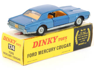 Lot 286 - DINKY TOYS (GB) (1)