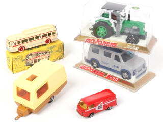 Lot 257 - MAJORETTE (FRANCE) (3)