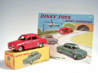 Lot 624 - DINKY TOYS (FRANCE) (2)