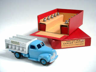 Lot 686 - DINKY TOYS FRANCE (1)