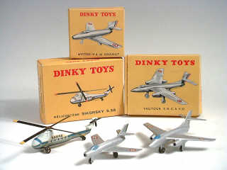 Lot 634 - DINKY TOYS FRANCE (3)