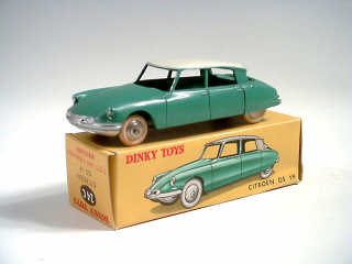 Lot 638 - DINKY TOYS FRANCE (1)
