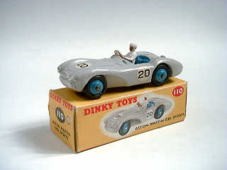 Lot 576 - DINKY TOYS (GB) (1)