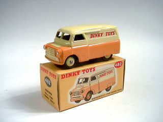 Lot 547 - DINKY TOYS GB (1)