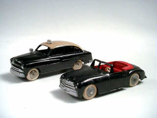 Lot 678 - DINKY TOYS (FRANCE) (2)
