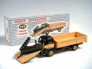 Lot 545 - DINKY TOYS GB (1)