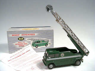 Lot 527 - DINKY TOYS GB (1)