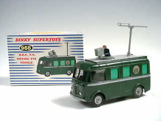 Lot 526 - DINKY TOYS (GB) (1)