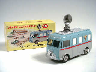 Lot 529 - DINKY TOYS GB (1)