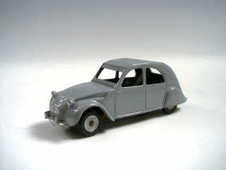 Lot 520 - DINKY JUNIOR (1)