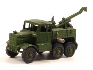 Lot 228 - DINKY TOYS (GB) (1)