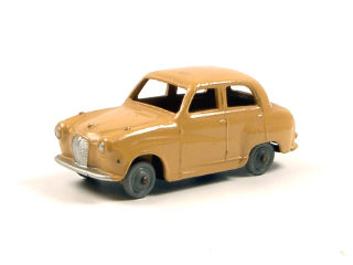 Lot 183 - DINKY TOYS GB (1)
