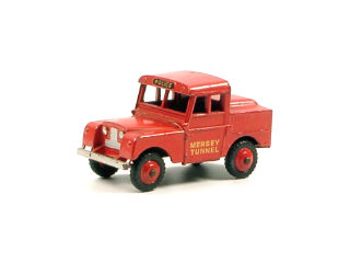 Lot 210 - DINKY TOYS GB (1)