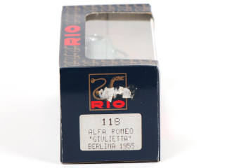 Lot 23 - DIVERS (12)