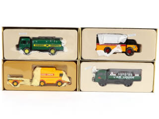 Lot 302 - CORGI TOYS (GB) (4)