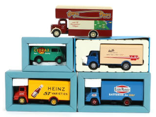 Lot 292 - CORGI TOYS (GB) (5)