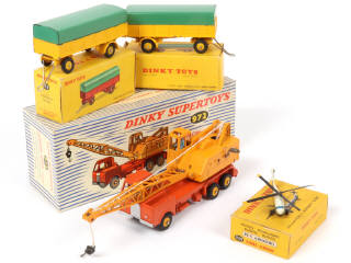 Lot 72 - DINKY TOYS (FRANCE) (4)