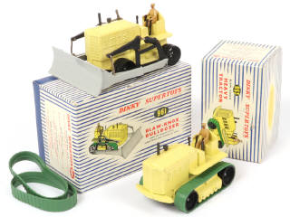 Lot 88 - DINKY TOYS (GB) (2)