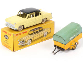 Lot 70 - DINKY TOYS (FRANCE) (2)