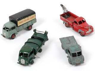 Lot 74 - DINKY TOYS (FRANCE) (4)