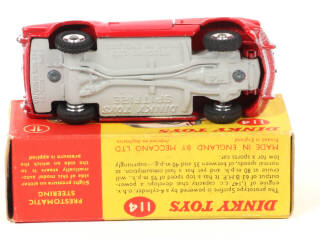 Lot 81 - DINKY TOYS (GB) (1)