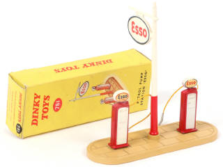 Lot 87 - DINKY TOYS (GB) (1)