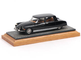 Lot 229 - HECO MINIATURES (FRANCE) (1)