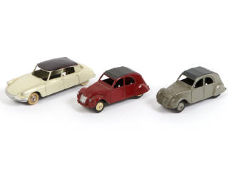 Lot 75 - DINKY TOYS (FRANCE) (5)