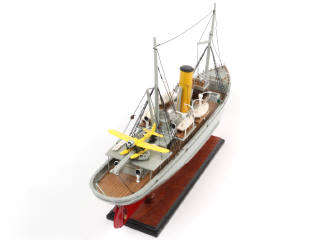 Lot 8 - DIVERS (1)