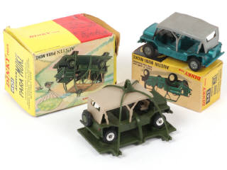 Lot 261 - DINKY TOYS (GB) (2)
