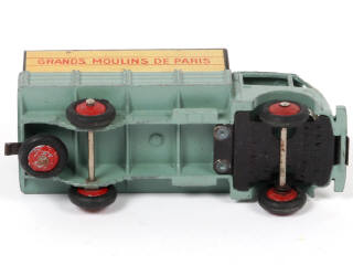 Lot 301 - DINKY TOYS (FRANCE) (1)