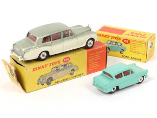 Lot 260 - DINKY TOYS (GB) (2)