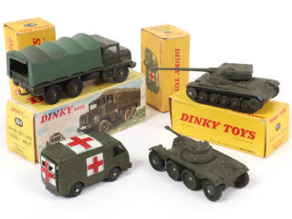 Lot 316 - DINKY TOYS (FRANCE) (4)