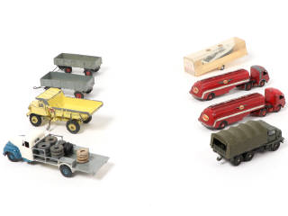 Lot 237 - DINKY TOYS (8)