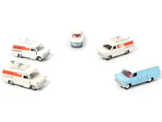 Lot 271 - DINKY TOYS (GB) (5)