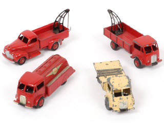 Lot 319 - DINKY TOYS (FRANCE) (4)