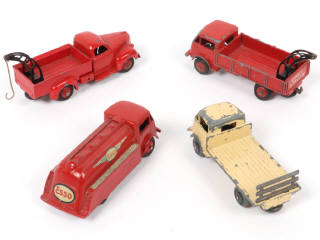 Lot 319 - DINKY TOYS (FRANCE) (4)