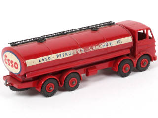 Lot 254 - DINKY TOYS (GB) (1)
