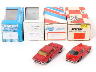 Lot 93 - DIVERS (4)