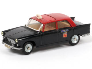 Lot 279 - DINKY TOYS (FRANCE) (1)
