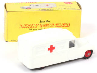 Lot 244 - DINKY TOYS (GB) (1)