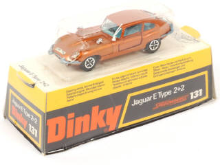 Lot 253 - DINKY TOYS (GB) (1)